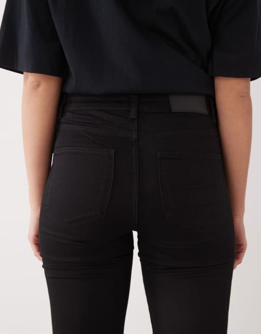 Noisy May Sallie high waisted flare jeans in black, 4 of 5