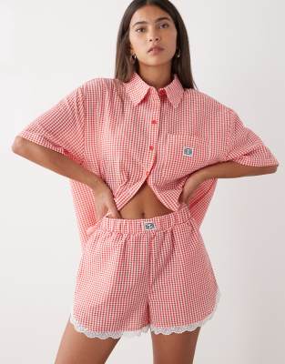 Noisy May - Shorts aus Seersucker in Rot mit Vichy-Karos und Spitzenborte, Kombiteil