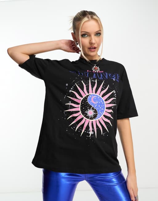 Noisy May - Sort T-shirt med 'Find The Balance'-tekst og stjernetegnsmotiv