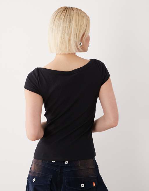 Noisy May - Sort T-shirt med ribber og bådudskæring, 3 af 4
