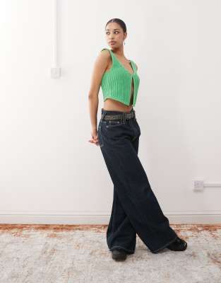 Noisy May Split Front Knit Tank Top In Green