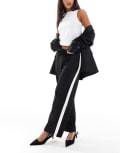 [Noisy May] Noisy May straight leg jersey pants in black with white side stripe M Black