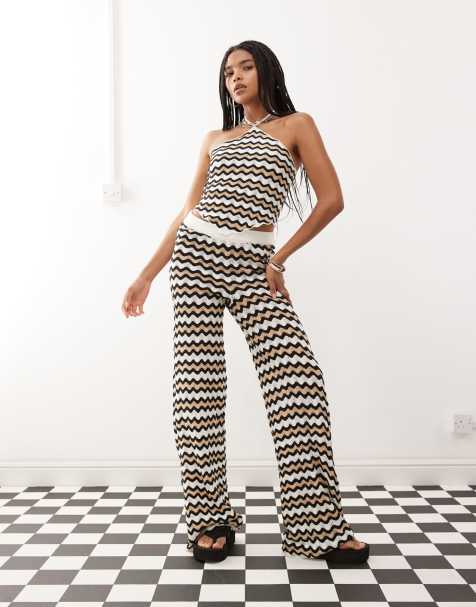 Noisy May – Svart, beige, vågmönstrat set med virkad topp och byxor - view 1