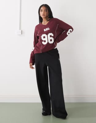 Noisy May - Sweat-Jogginghose in Schwarz mit weitem Bein und Tunnelzug