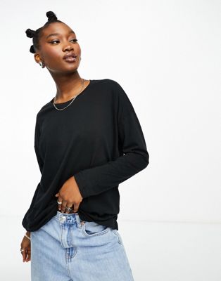 Noisy May relaxed long sleeve t-shirt in black - ASOS Price Checker