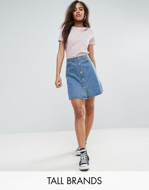 Denim mini 2025 skirt with buttons