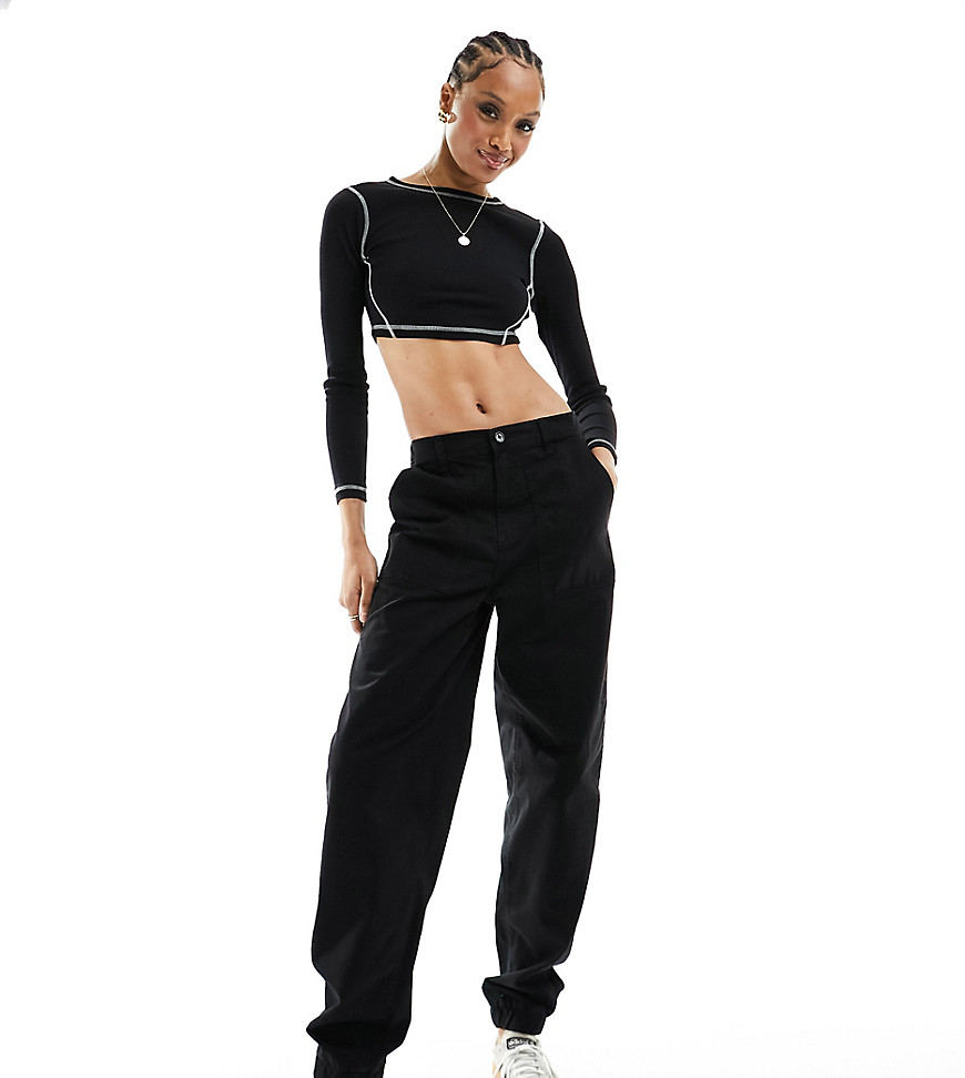 Noisy May Tall elasticated waist cargo trousers in black-Brown