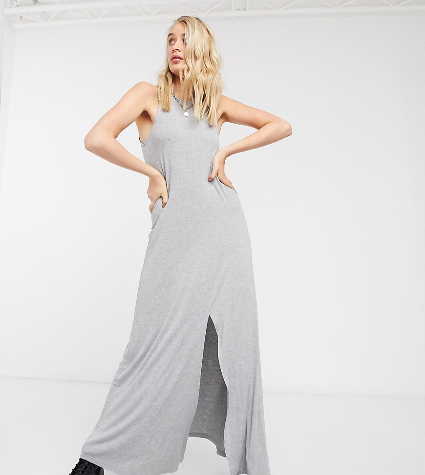Noisy May Tall - Lange jurk met split aan de voorkant in grijs