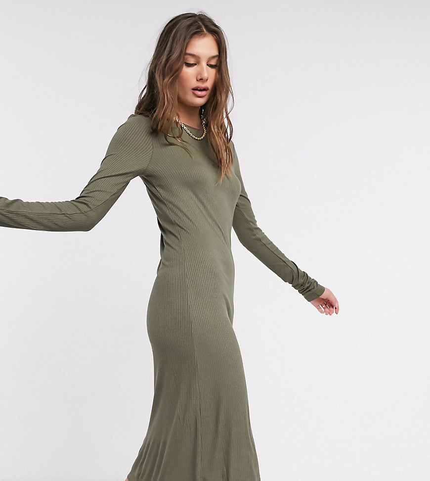 Noisy May Tall ribbed midi dress in khaki-Green