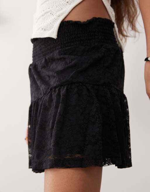 Noisy May tiered lace mini skirt in black , 4 of 5