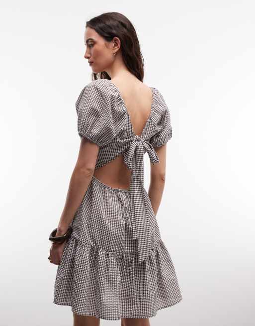 Noisy May tirered seersucker mini dress with open tie back in chocolate gingham, 4 of 4