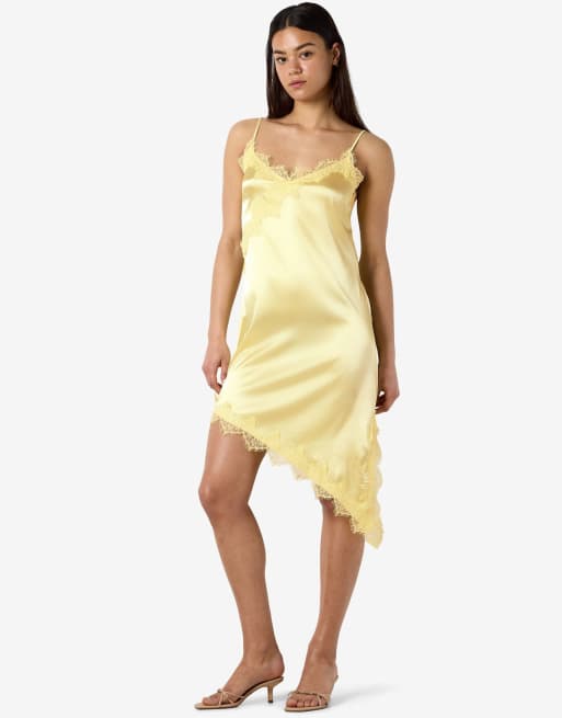 Noisy May – Trägerkleid in der Farbe French Vanilla, 2 von 7