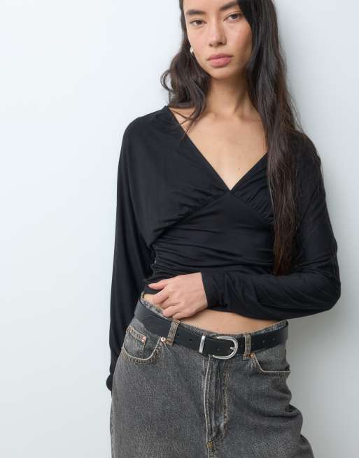 Noisy May v-neck cinch top in black, 4 of 5