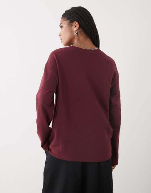 Noisy May v-neck sports jersey in burgundy