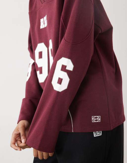 Noisy May v-neck sports jersey in burgundy