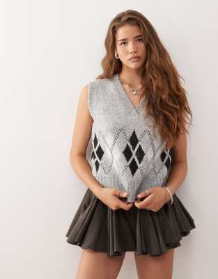 Noisy May v- - light gray melange 8890₽