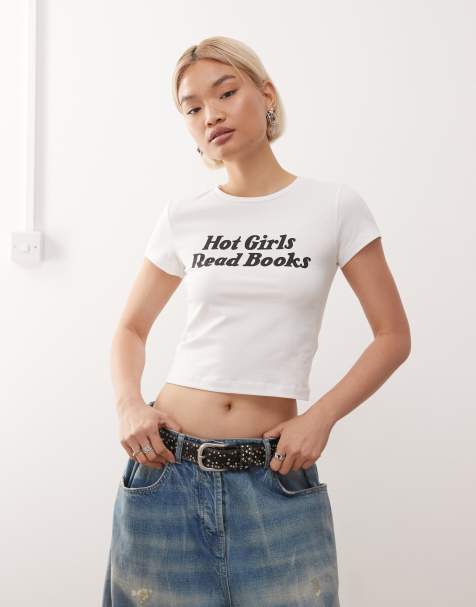 Noisy May – Vit, liten t-shirt med 'Hot Girls'-tryck - view 1