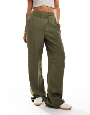 Noisy May Wide Leg Satin Pants With Asymmetric Waistband In Khaki-green