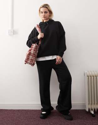 wide leg sweatpants in black - part of a set