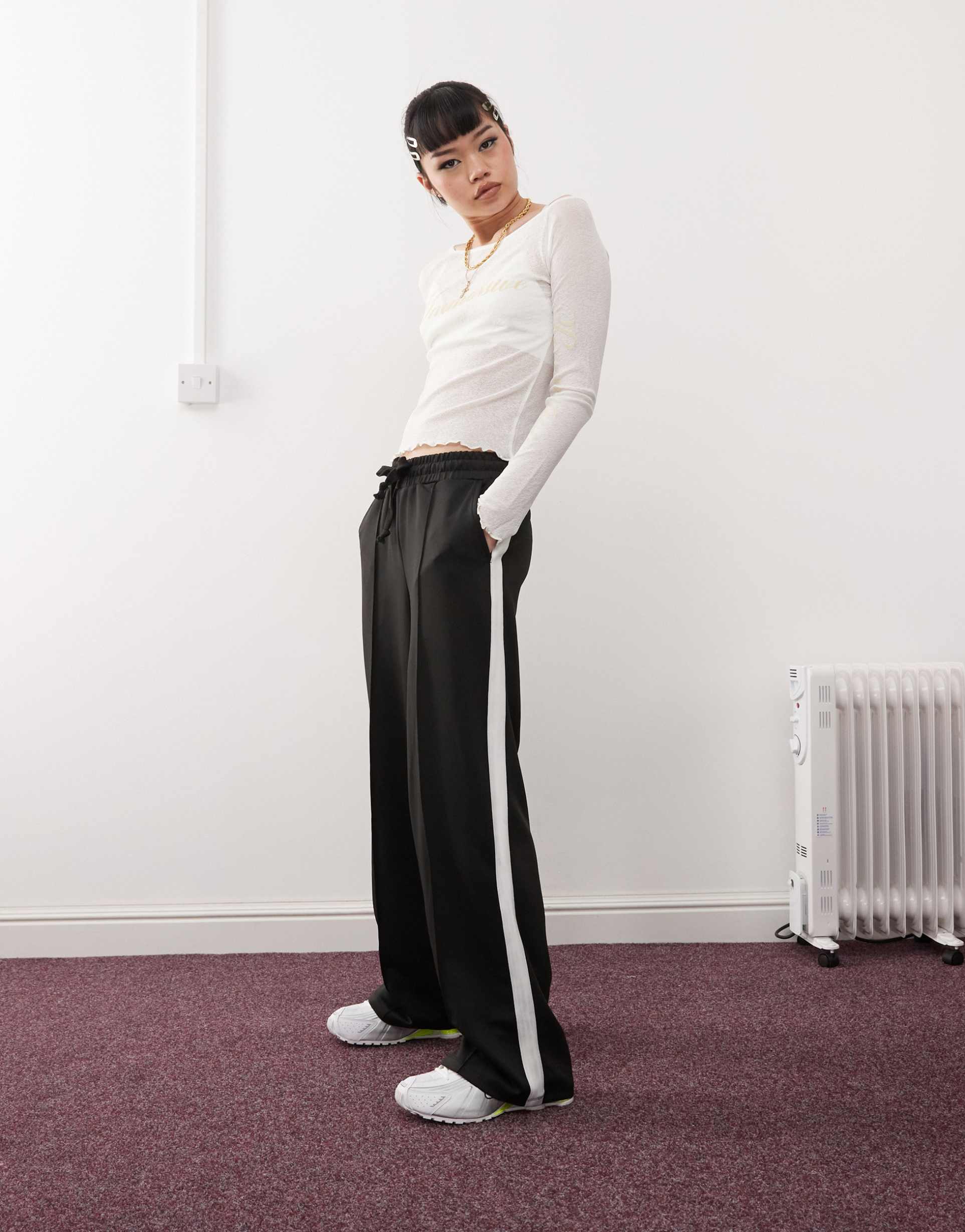 noisy may wide leg sweatpants with side stripe in black