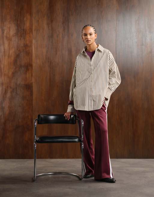 Noisy May wide leg sweatpants with side stripe in burgundy