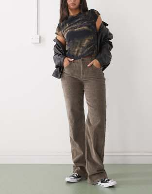 Noisy May - Yolanda - Cord-Jeans in Braun mit mittelhohem Bund und geradem Schnitt-Neutral