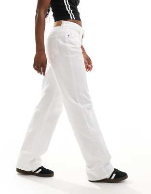 Noisy May Yolanda wide fit jeans in white