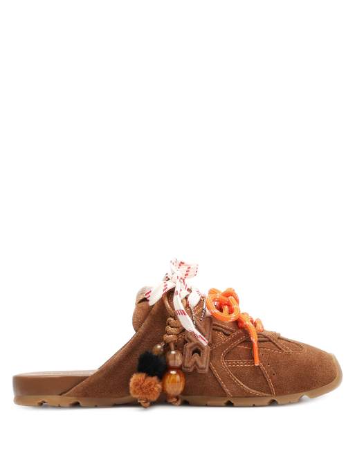 Nokwol Atlas slides in tan, 2 of 7