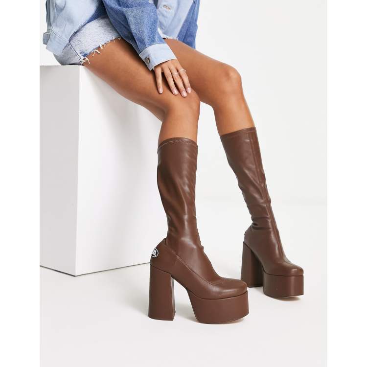 Brown knee clearance high platform boots