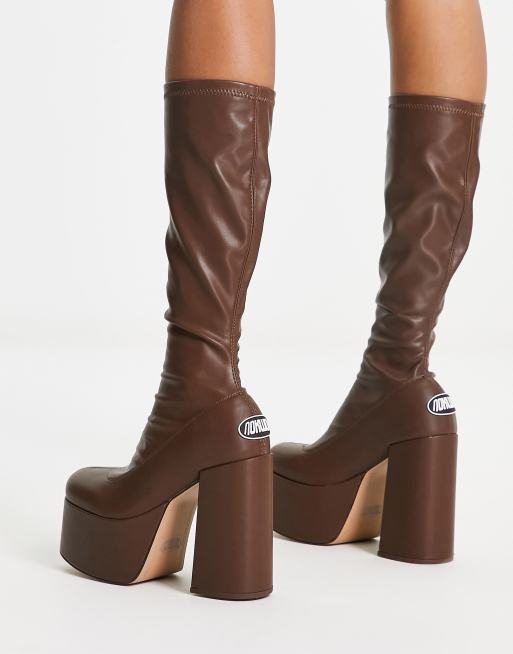 NOKWOL Emmie platform knee boots in chocolate brown | ASOS