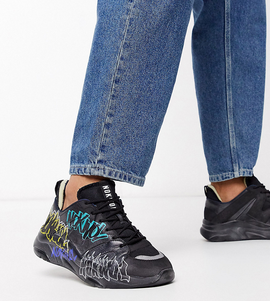 Nokwol – Lunger – Svarta grova sneakers med graffitidesign
