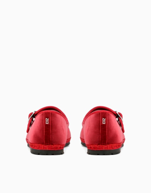 Nokwol Mel flats in red, 2 of 3