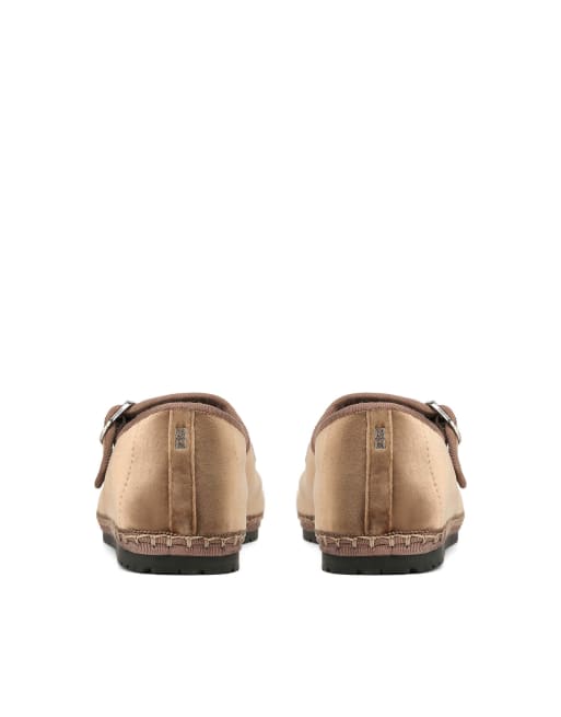 Nokwol Mel velvet mary janes in oat, 3 of 4