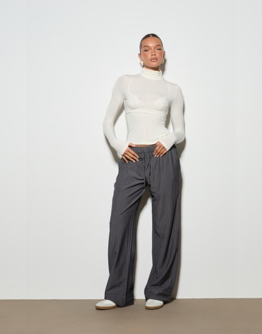 Noughts & Kisses Ayla grey pinstripe trousers in grey, 2 of 4