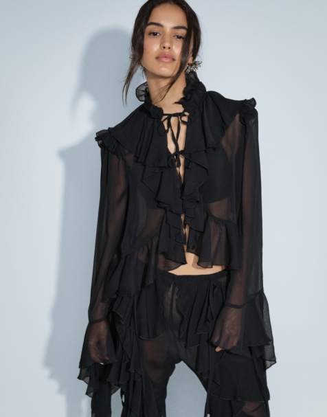 Noughts & Kisses blusa coordinata nera in chiffon con volant estremi, chiusura frontale con laccio e maniche drappeggiate - view 1