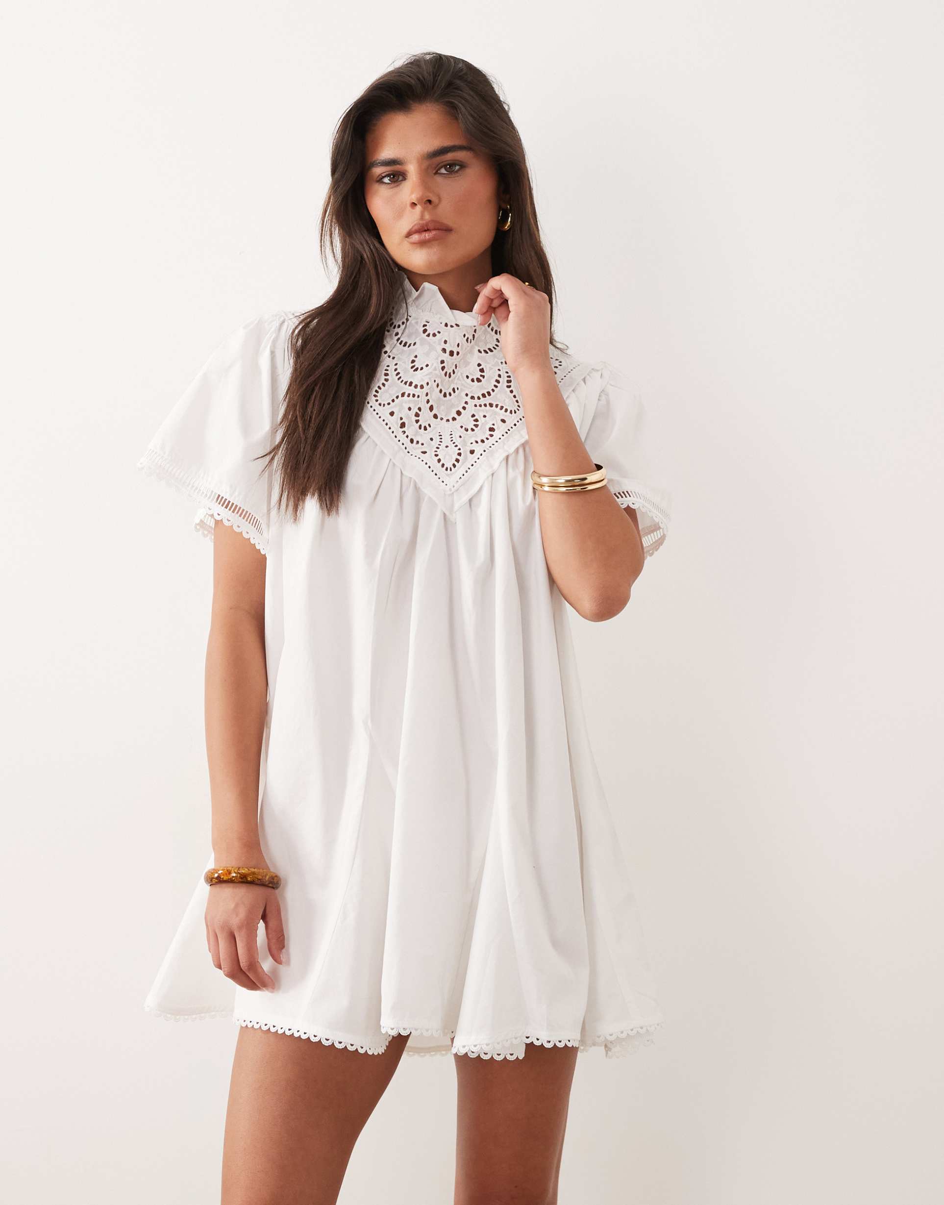 noughts & kisses cotton high neck lace detail smock mini dress in white