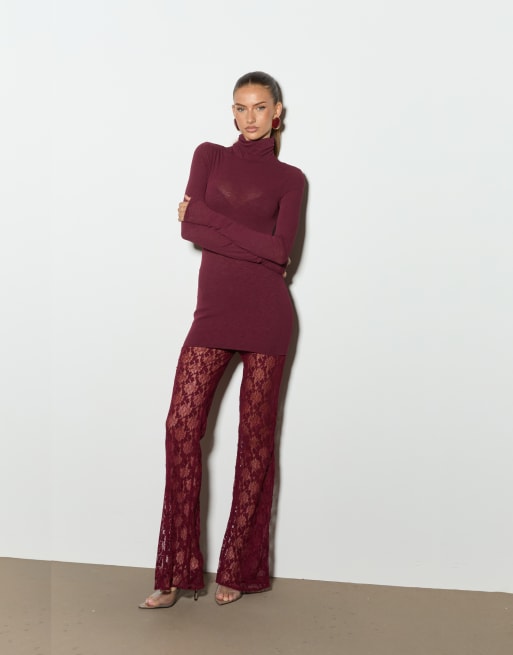Noughts & Kisses Jordyn lace flared trousers in red, 3 of 4