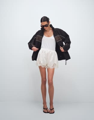 Noughts -amp Kisses lace trim tie waist satin shorts in cream cream 15090₽