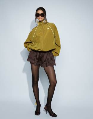 Brown 1
