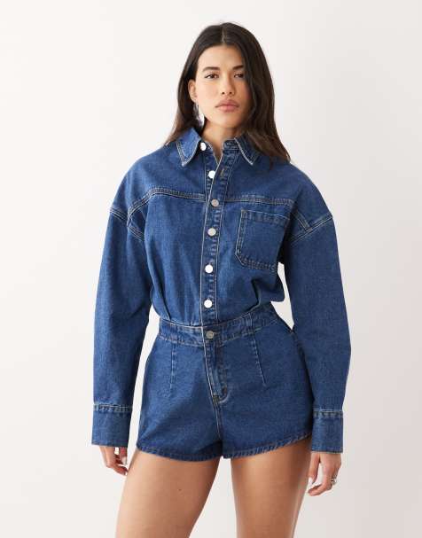Noughts & Kisses – Mellanblå playsuit med markerad midja i denim - view 1