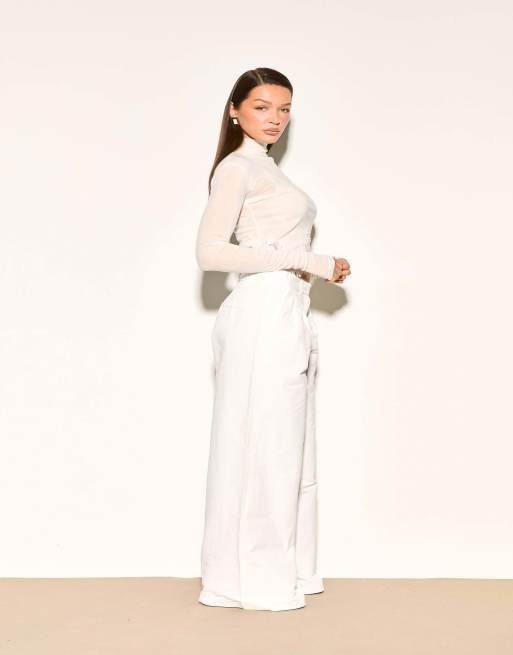 Noughts & Kisses Rae white wide leg poplin trousers in white, 6 of 6