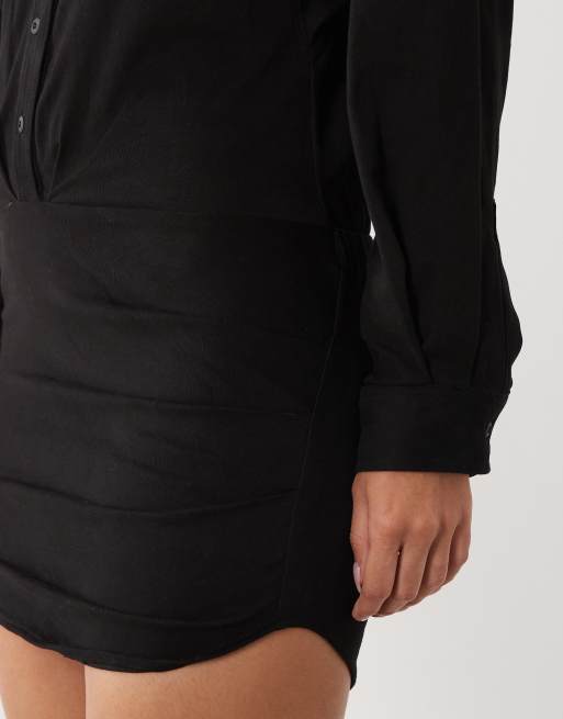Noughts & Kisses robe courte ajustée en jean noire avec poche devant, 2 de 4