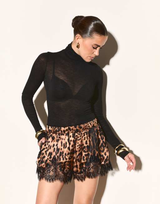 Noughts & Kisses satin blonde-shorts med bindebælte i leopardprint, 4 af 4