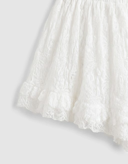 Noughts & Kisses - Short d'ensemble en dentelle à volants - Blanc, 8 de 9