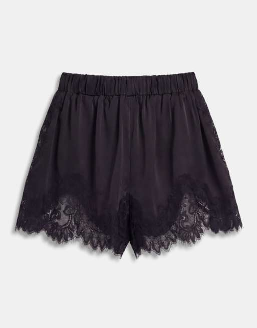 Noughts & Kisses shorts i sort satin med blondedetaljer og bindebælte i taljen, 7 af 9