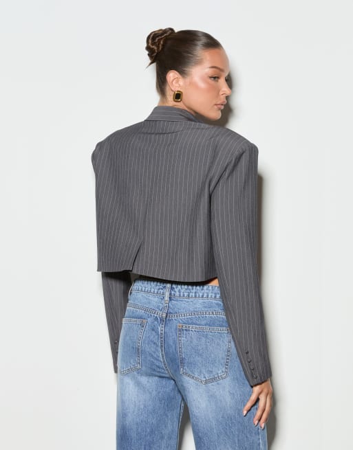 Noughts & Kisses Velora grey pinstripe cropped shirt in grey, 4 of 4
