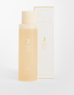 Numbuzin No.3 Super Glowing Essence Toner 200ml