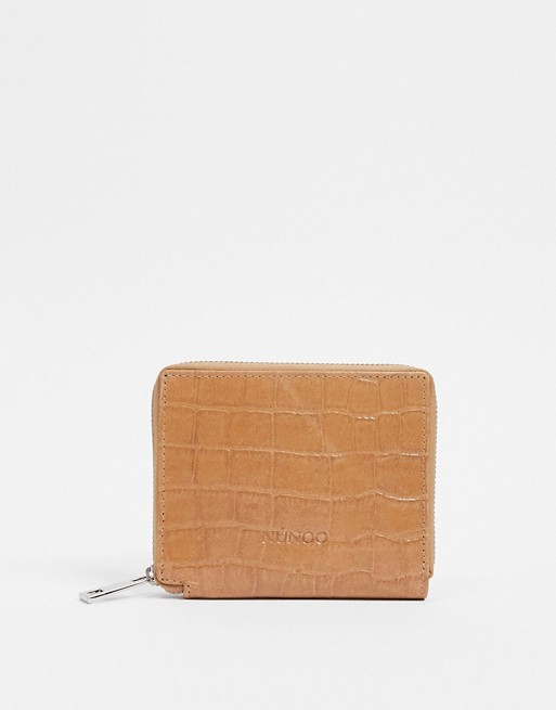 Nunoo leather zip wallet in beige croc