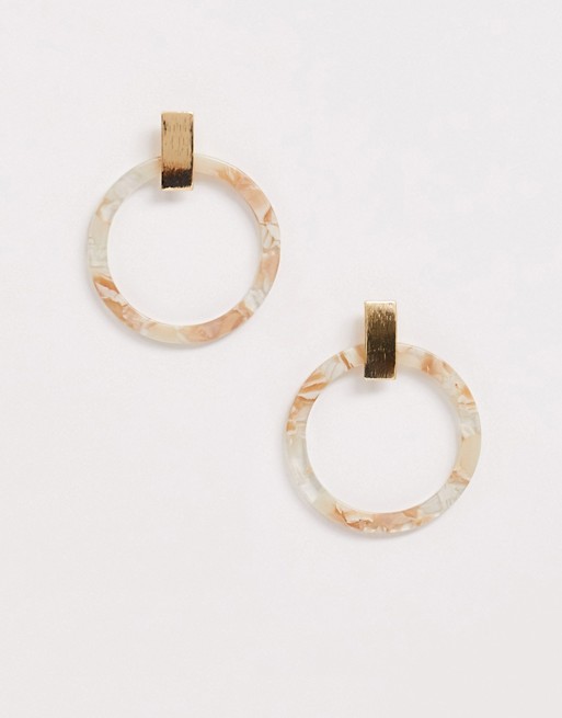 Nylon gold resin hoop earrings