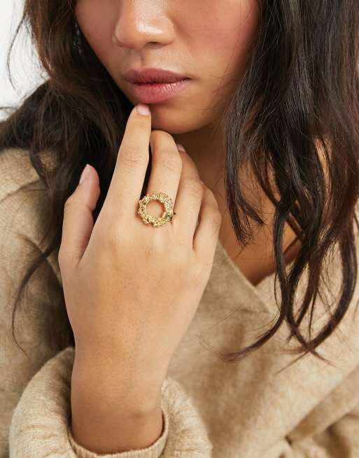 Nylon ring with open hoop in gold tone